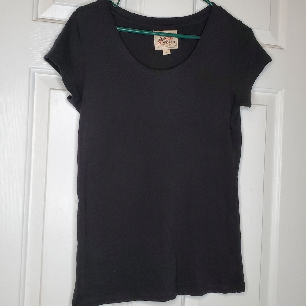Arabella & Addison Size Medium